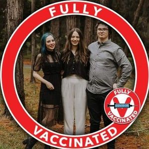 Meet your Posher, Tee-sha